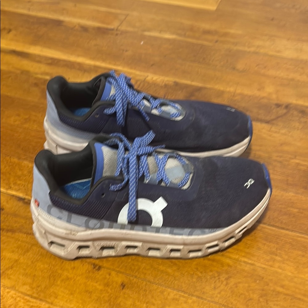 Women’s On Cloud CloudTec shoes